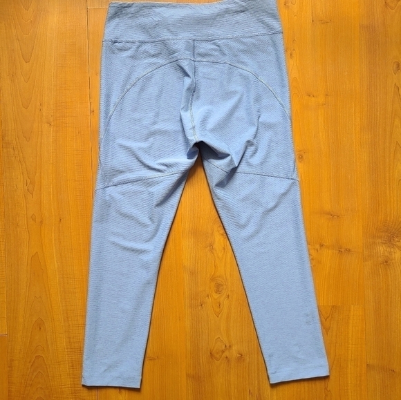 Outdoor Voices Superform Zoom 7/8 Crop Leggings - Picture 3 of 11